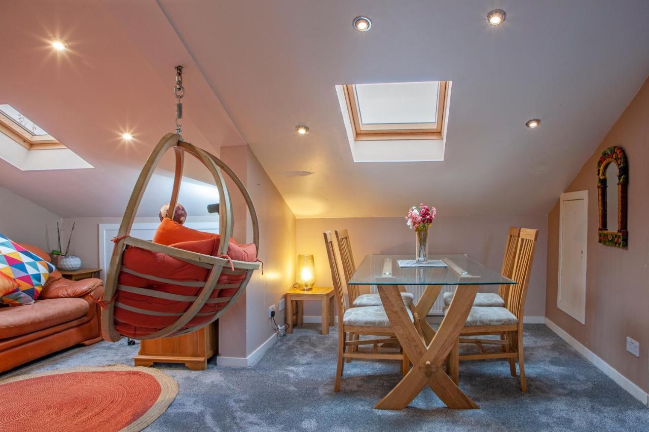 Premium 2Nd Floor 2 Bed Apt Sleeps 4 Adults In Oban Town Exterior photo